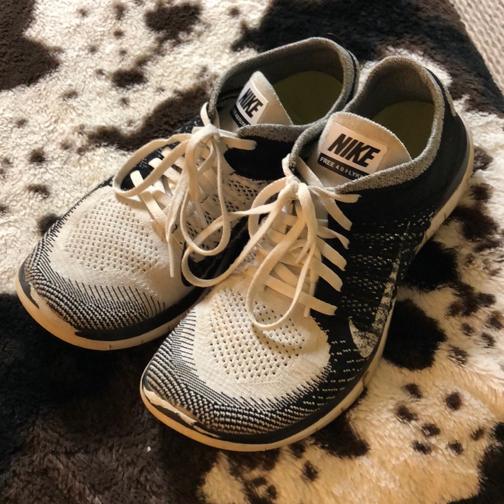 Nike free runs